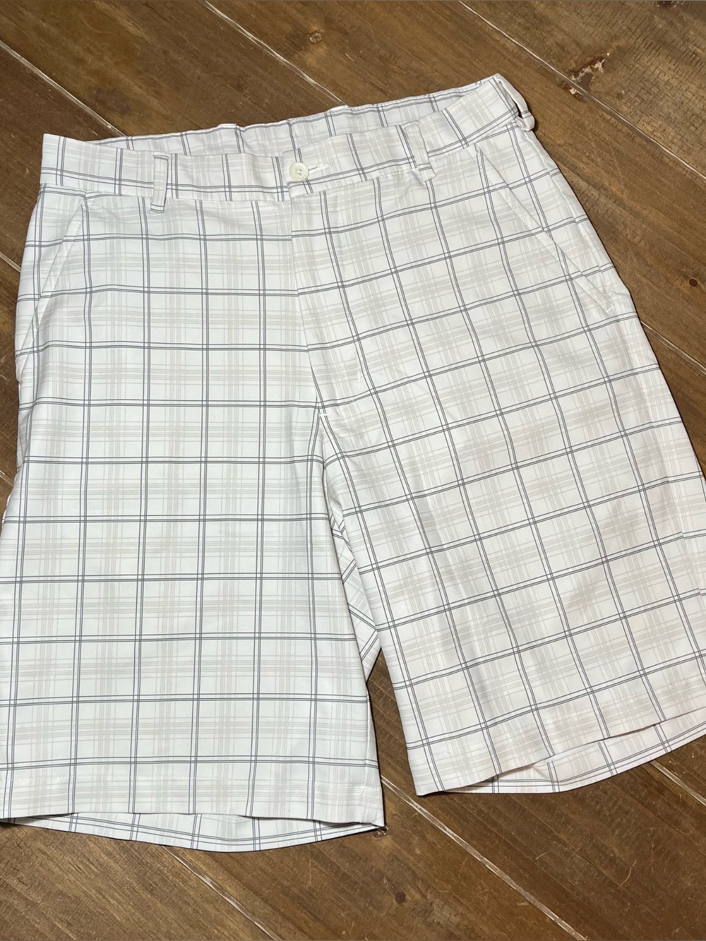 Pebble Beach White Plaid Men's Flat Front Shorts